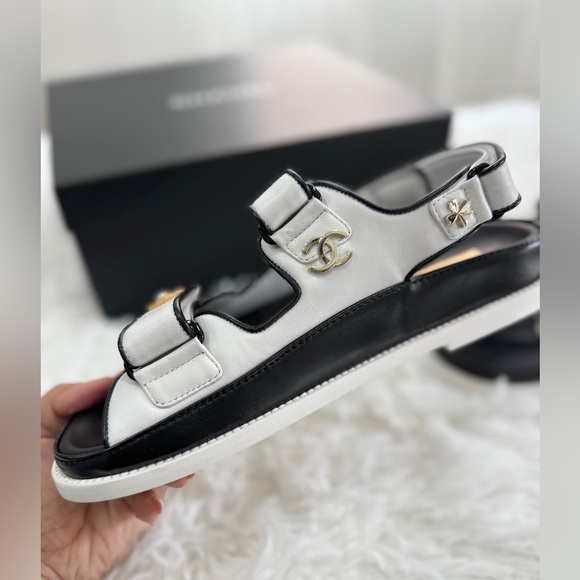 CHANEL WHITE/GOLD DAD SANDALS EU 38.5 - Picture 5 of 5